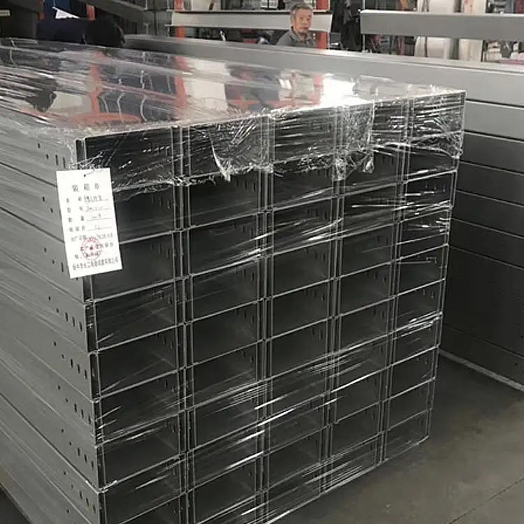 托盘式电缆桥架