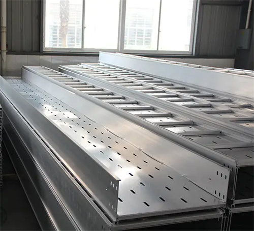 托盘式电缆桥架