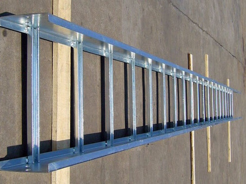 大跨距电缆桥架