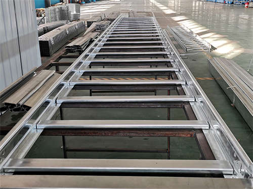 大跨距电缆桥架